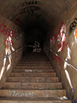 Escalier principal d’accès de l’abri